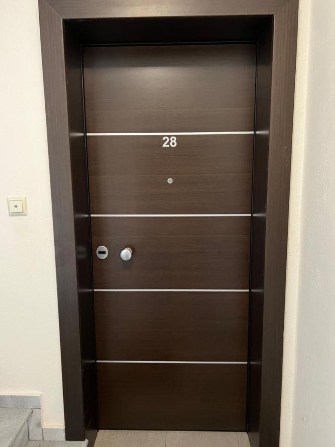 Bivas Apartments لايميناس المظهر الخارجي الصورة