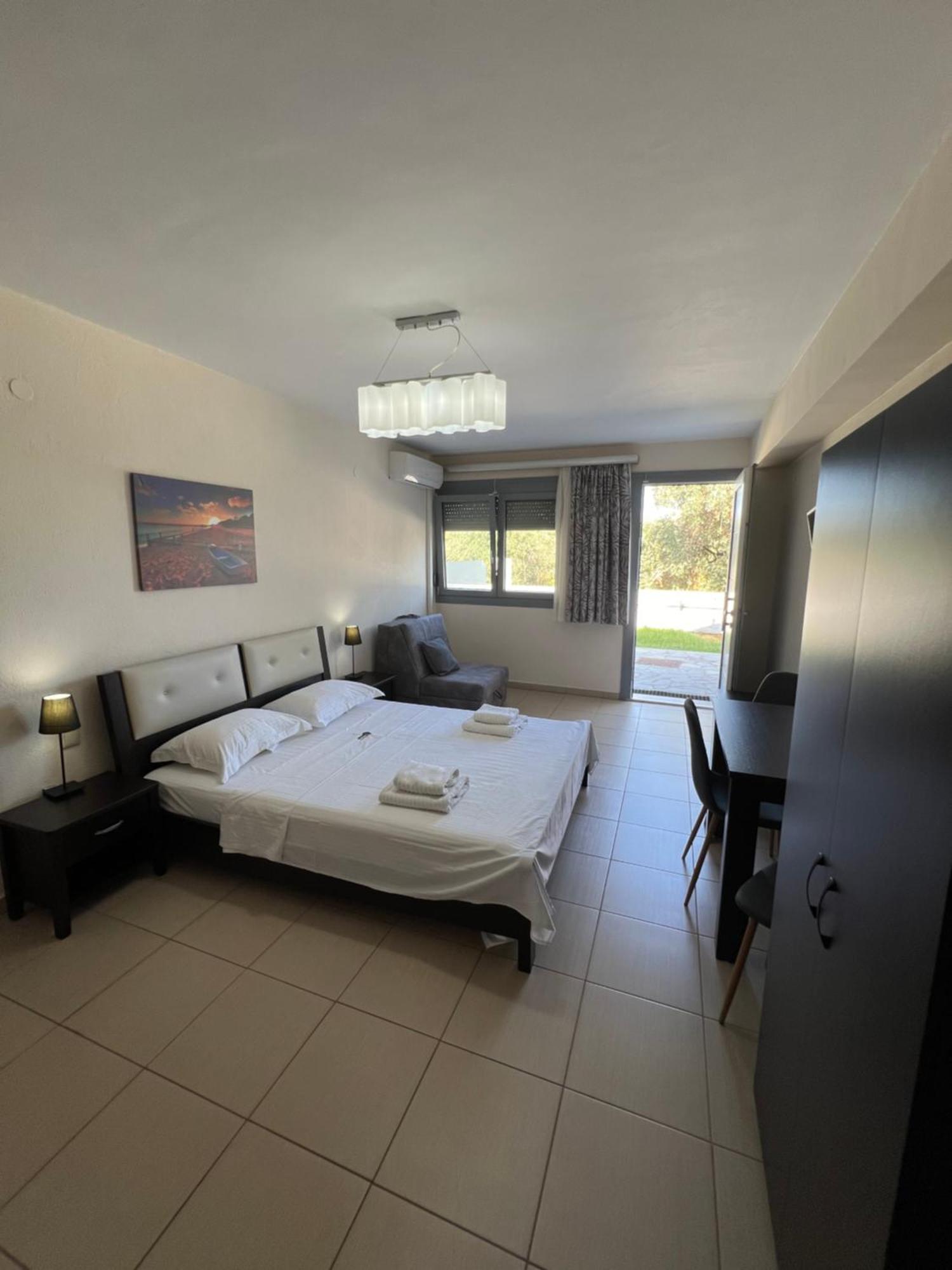 Bivas Apartments لايميناس المظهر الخارجي الصورة