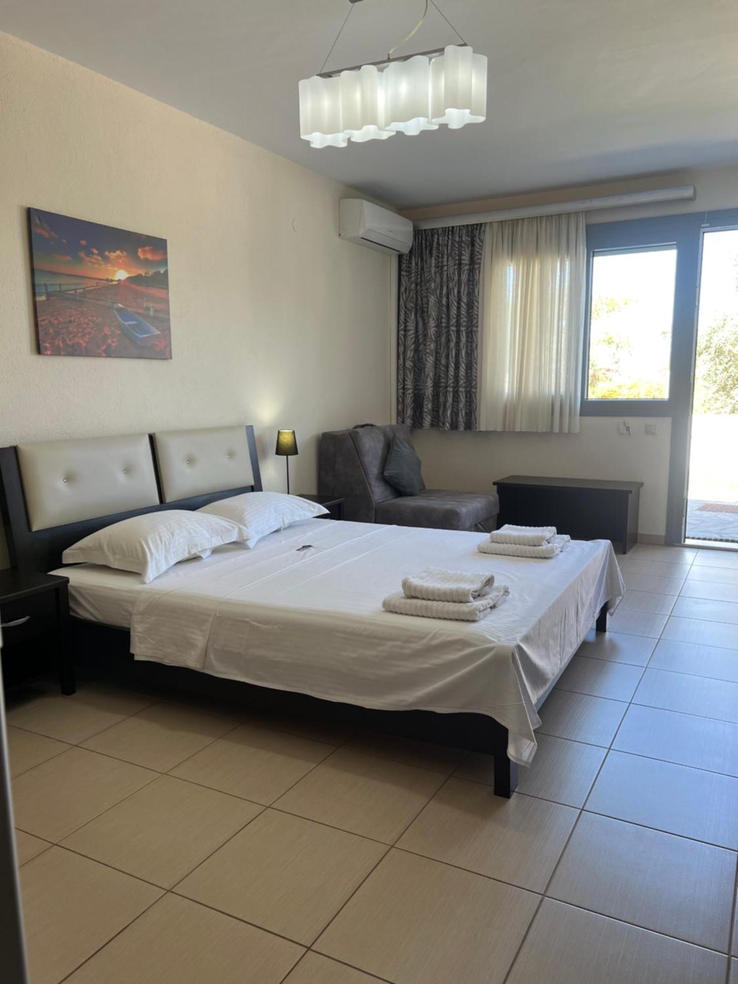 Bivas Apartments لايميناس المظهر الخارجي الصورة