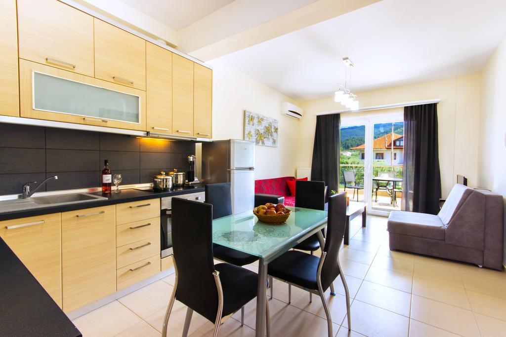 Bivas Apartments لايميناس المظهر الخارجي الصورة