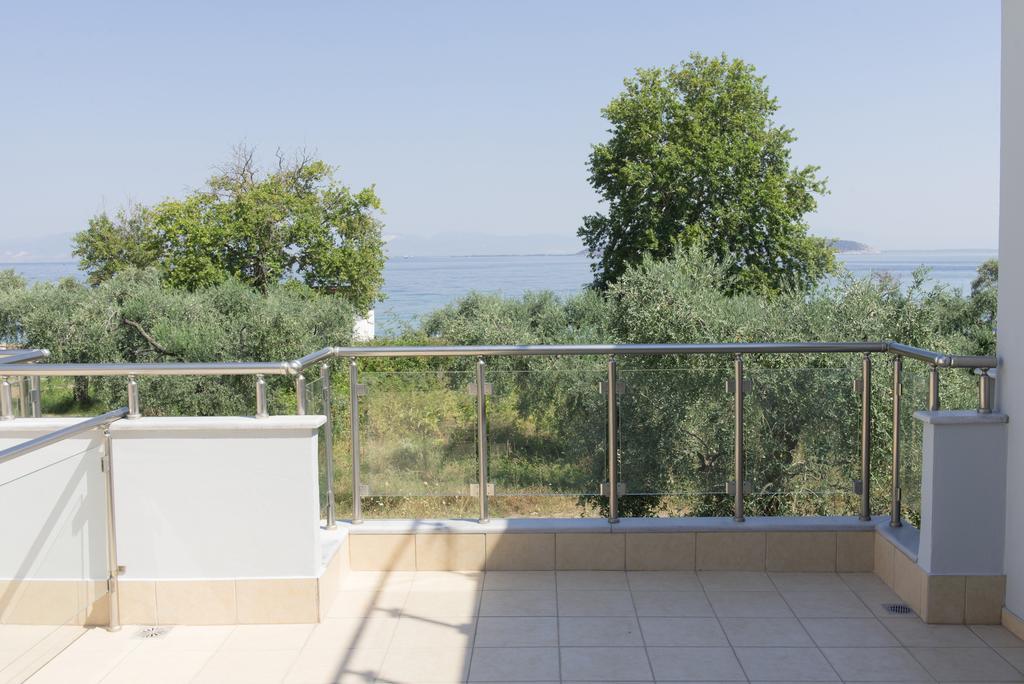 Bivas Apartments لايميناس المظهر الخارجي الصورة